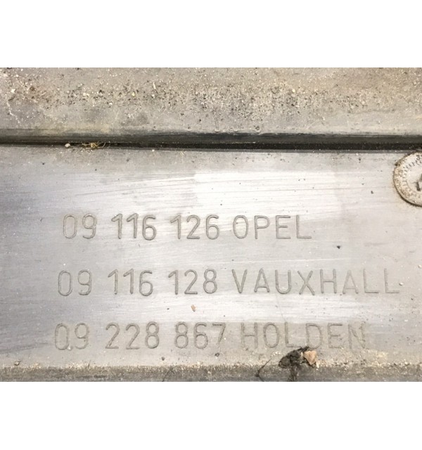 Бампер передний бу для Opel Corsa C 1.2 i,  2002 г.