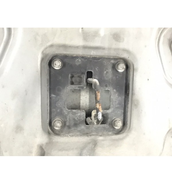 Капот бу для Ford Fiesta 5 1.3 i,  2004 г.