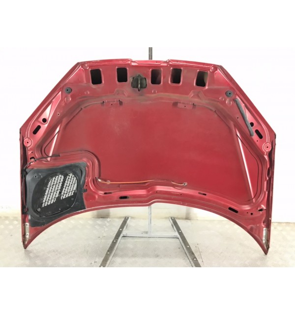 Капот бу для Peugeot 206  1.4 i,  2006 г.