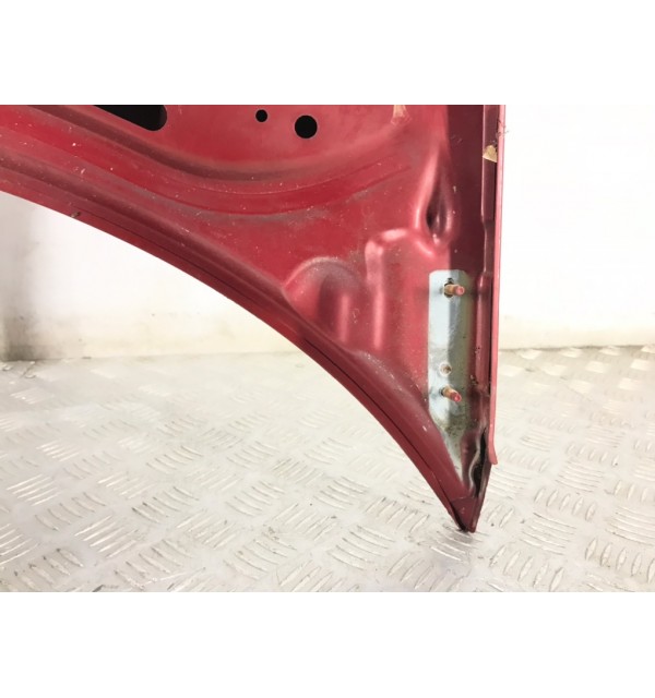 Капот бу для Peugeot 206  1.4 i,  2006 г.