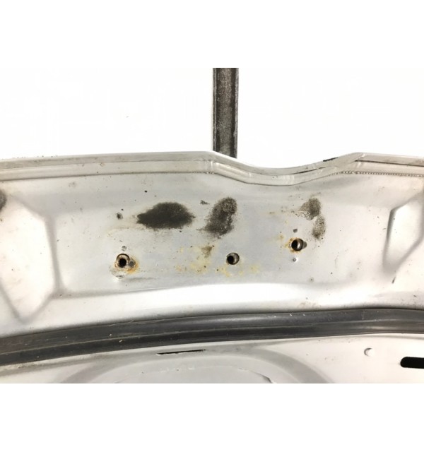 Капот бу для Volkswagen Golf 5 1.6 FSI,  2004 г.