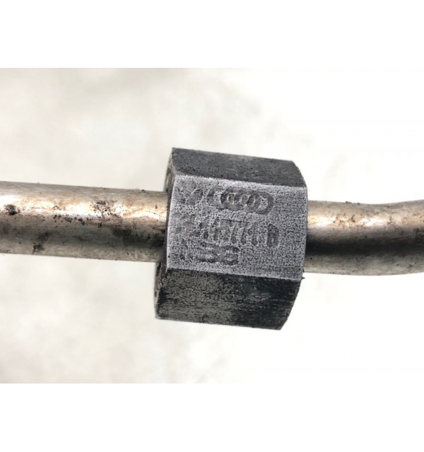 Масляная трубка турбины бу для Volkswagen Tiguan 1 2.0 TDi,  2008 г.