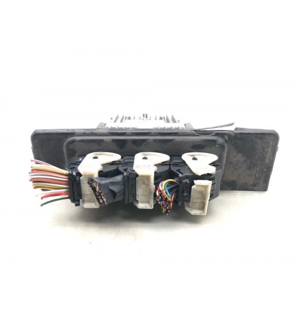 Блок управления двигателем бу для Land Rover Discovery 3 2.7 TD,  2007 г.