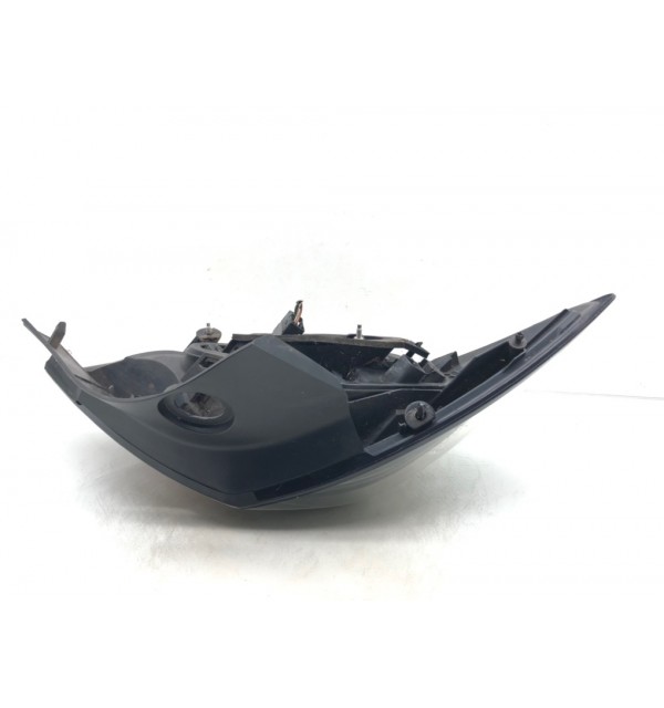 Фонарь задний правый бу для Opel Astra H 1.6 Ti,  2007 г.