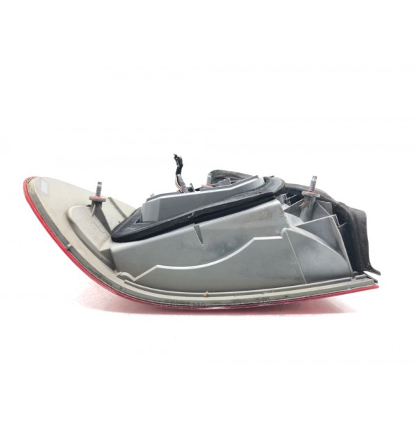 Фонарь задний правый бу для BMW 3 E46 2.0 i,  2003 г.