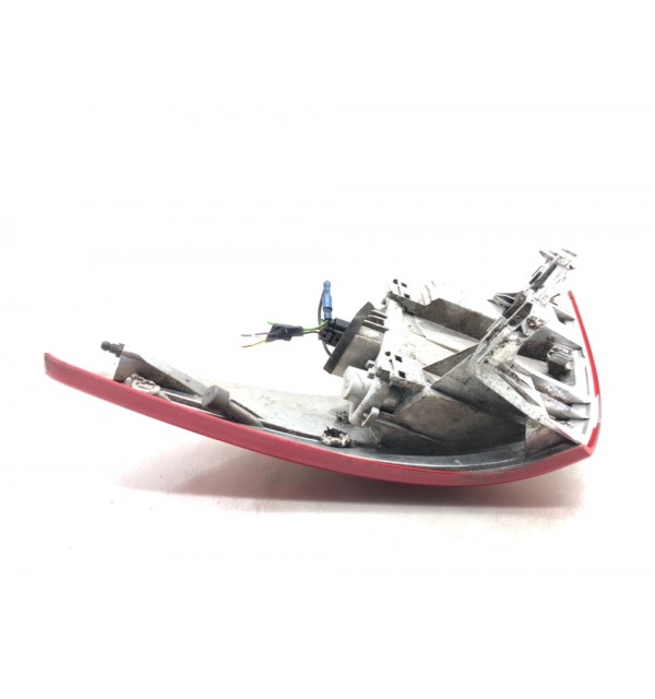 Фонарь задний левый бу для Citroen C4 Picasso 1 1.6 i,  2009 г.