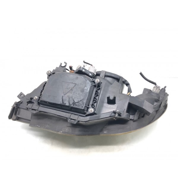 Фара правая бу для Subaru Legacy 4 2.0 TD,  2009 г.