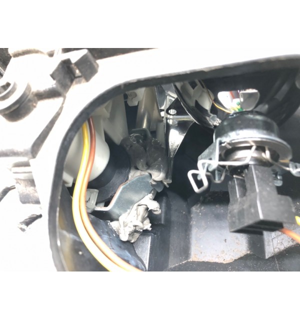 Фара правая бу для BMW 3 E46 2.0 i,  2003 г.