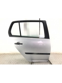 Дверь задняя правая бу для Volkswagen Golf 5 1.6 FSI,  2004 г.