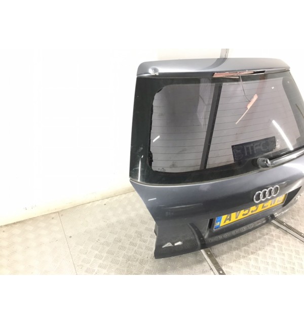 Крышка багажника бу для Audi A4 B6 1.9 TDi,  2003 г.