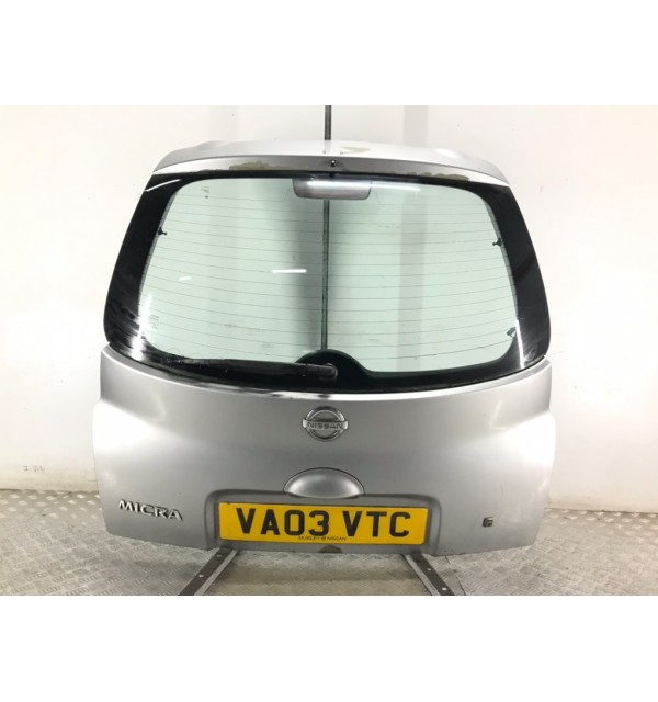 Крышка багажника бу для Nissan Micra K12 1.0 i,  2003 г.