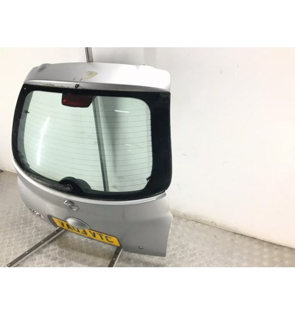 Крышка багажника бу для Nissan Micra K12 1.0 i,  2003 г.