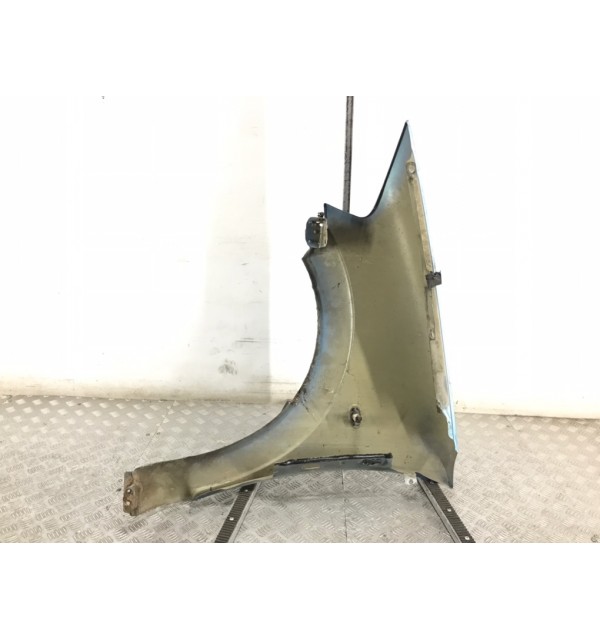 Крыло переднее правое бу для Citroen C3 1 1.4 i,  2003 г.