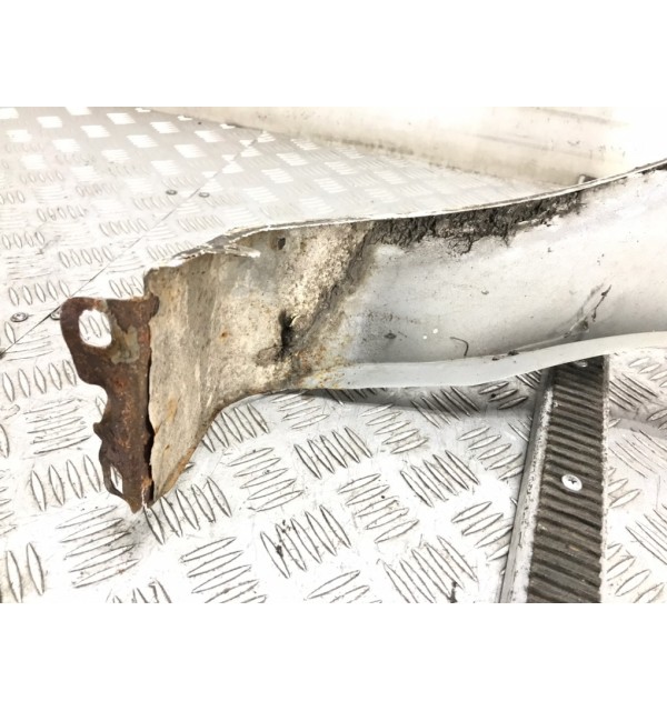 Крыло переднее правое бу для Opel Corsa D 1.2 i,  2010 г.