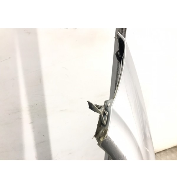 Крыло переднее левое бу для Renault Megane 2 1.5 DCi,  2006 г.