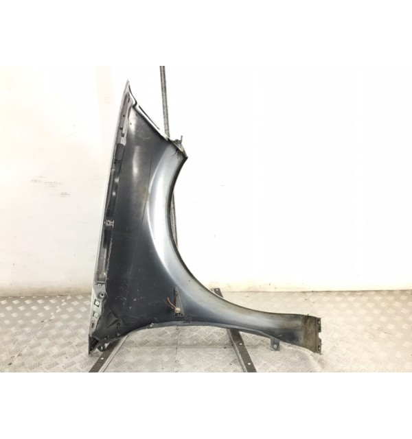 Крыло переднее левое бу для Renault Megane 2 1.5 DCi,  2006 г.