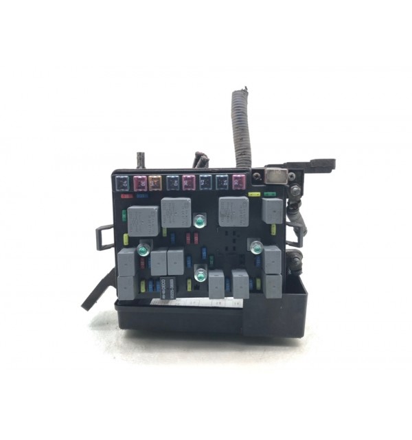 Блок предохранителей бу для Kia Sportage 2 2.0 CRDi,  2006 г.