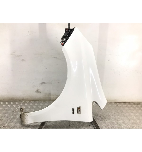 Крыло переднее левое бу для Opel Corsa D 1.2 i,  2010 г.