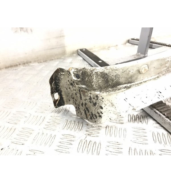 Крыло переднее левое бу для Opel Combo C 1.3 CDTi,  2008 г.