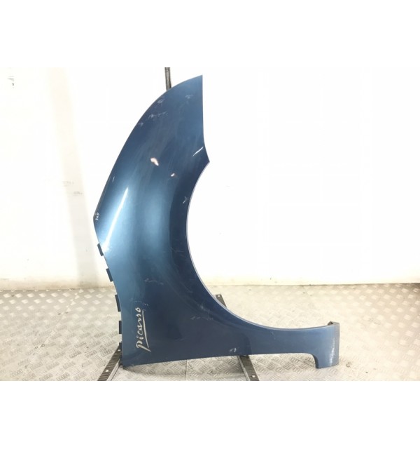 Крыло переднее правое бу для Citroen C4 Grand Picasso  1.6 HDi,  2011 г.