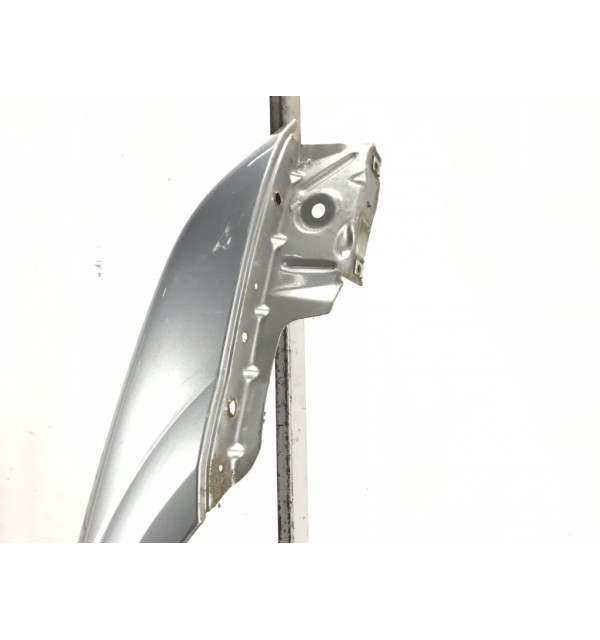 Крыло переднее правое бу для Ford Mondeo 3 1.8 i,  2004 г.