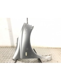 Крыло переднее правое бу для Nissan Micra K12 1.0 i,  2003 г.