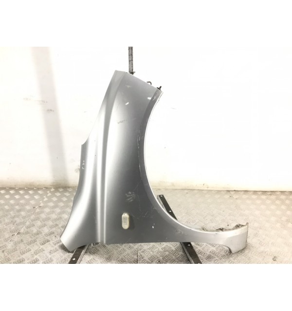 Крыло переднее правое бу для Nissan Micra K12 1.0 i,  2003 г.