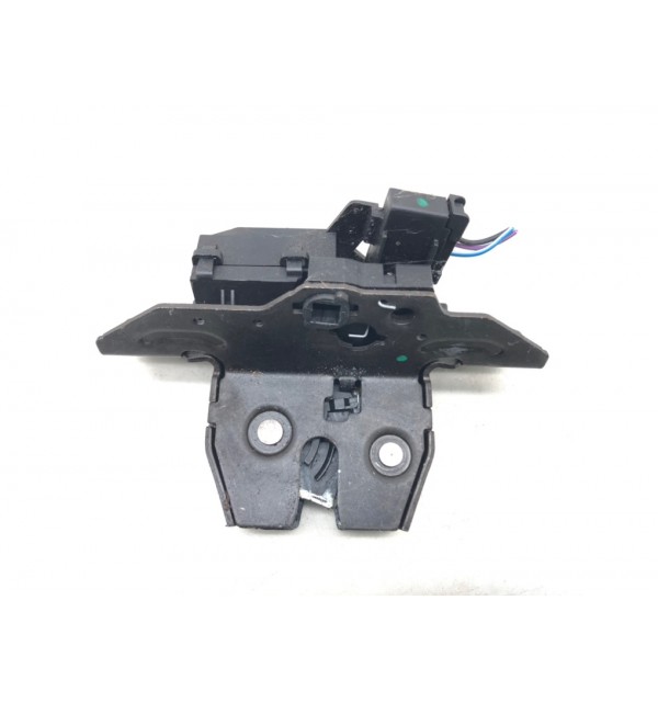 Замок багажника бу для Opel Astra J 1.7 CDTi,  2010 г.