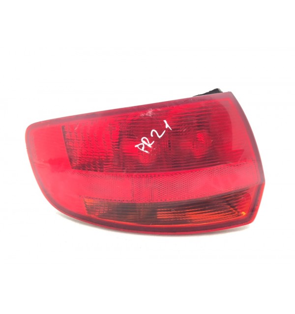 Фонарь задний левый бу для Audi A3 8P 2.0 TDi,  2006 г.