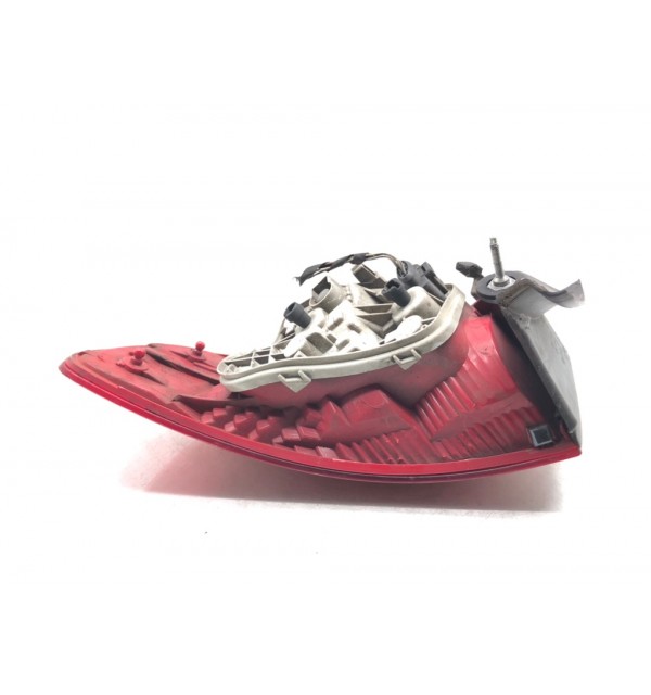 Фонарь задний левый бу для Audi A3 8P 2.0 TDi,  2006 г.