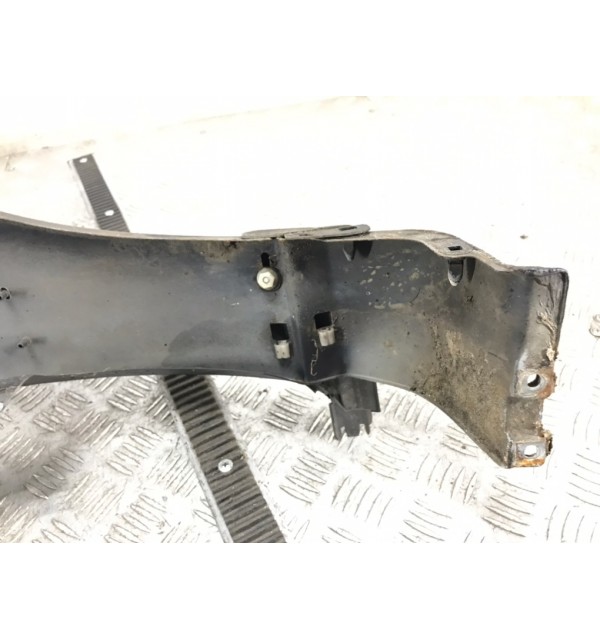 Крыло переднее левое бу для Audi A4 B5 1.8 i,  1997 г.