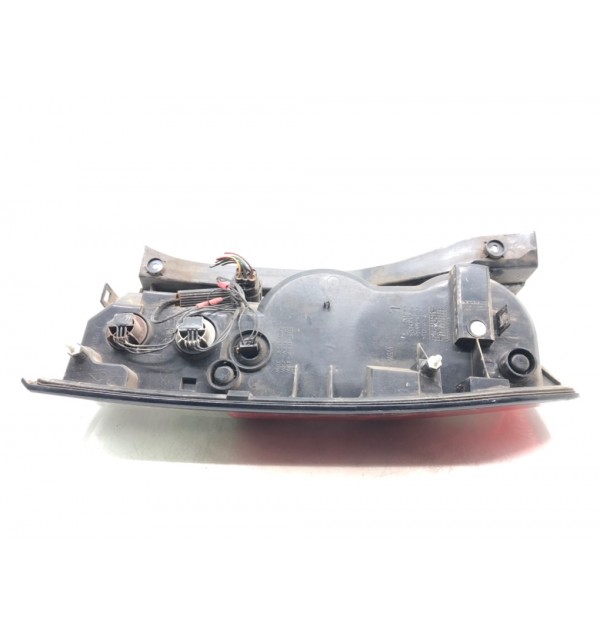 Фонарь задний левый бу для Land Rover Discovery 3 2.7 TD,  2007 г.