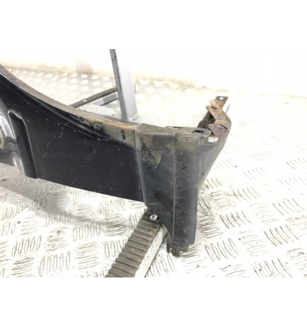 Крыло переднее правое бу для Audi A4 B5 1.8 i,  1997 г.