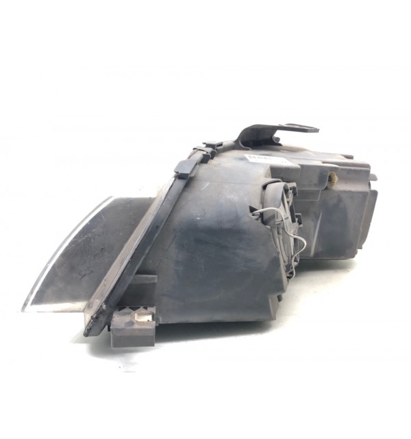 Фара правая бу для Audi A3 8P 2.0 TDi,  2006 г.