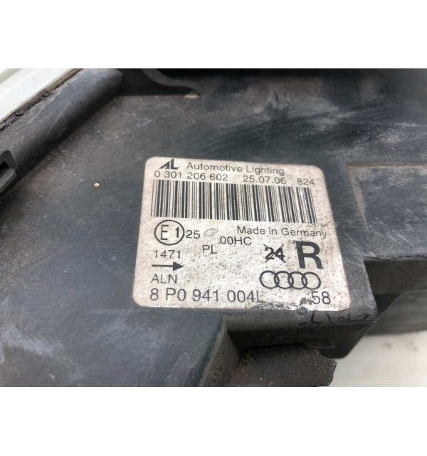 Фара правая бу для Audi A3 8P 2.0 TDi,  2006 г.
