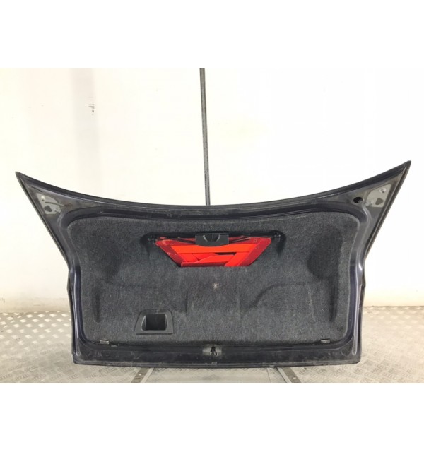 Крышка багажника бу для Audi A4 B5 1.8 i,  1997 г.