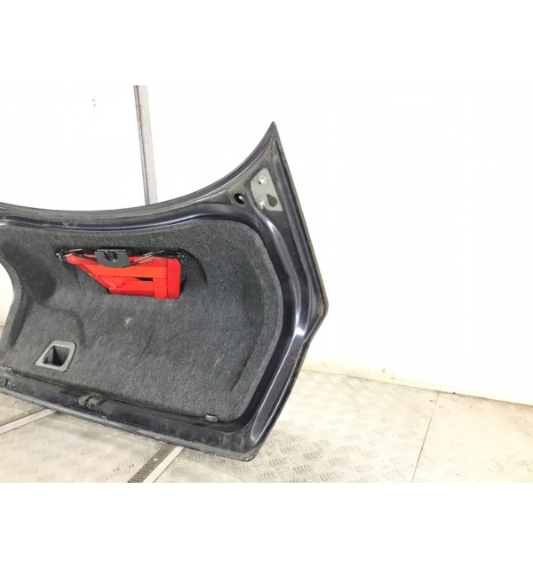 Крышка багажника бу для Audi A4 B5 1.8 i,  1997 г.