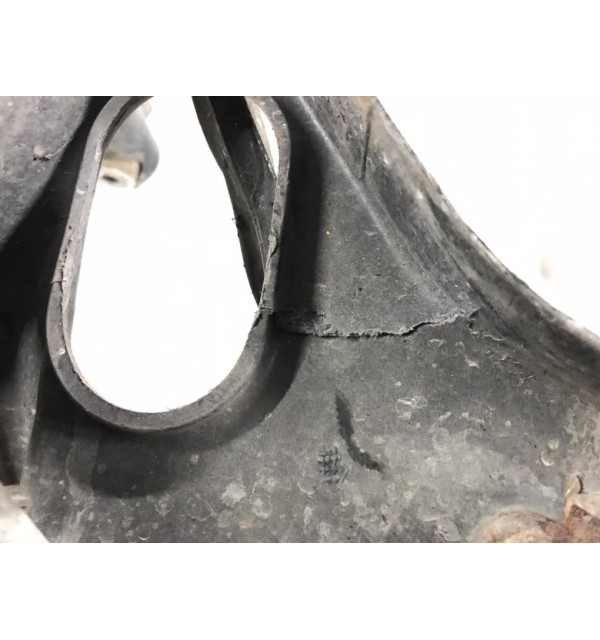 Панель передняя (телевизор) бу для Audi A4 B5 1.8 i,  1997 г.