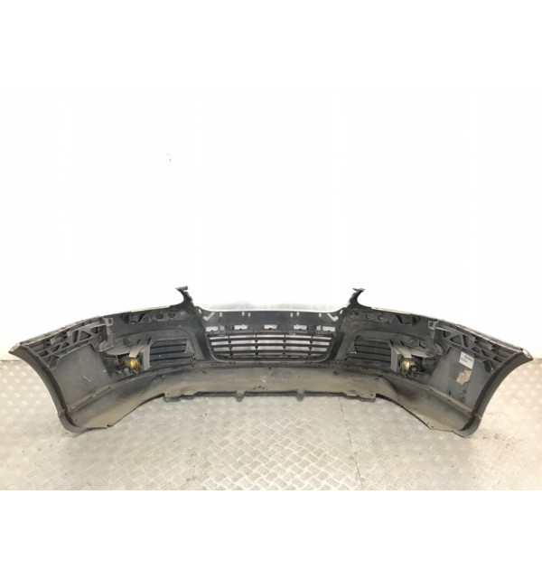 Бампер передний бу для Volkswagen Golf 5 1.6 FSI,  2004 г.