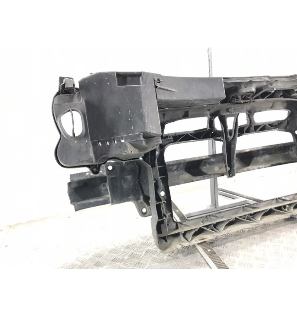 Панель передняя (телевизор) бу для Volkswagen Bora 1 1.9 TDi,  2002 г.