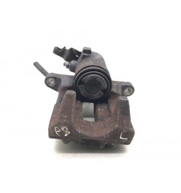 Суппорт задний левый бу для Audi A3 8P 2.0 TDi,  2010 г.