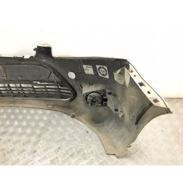Бампер передний бу для Ford Focus 2 1.8 i,  2009 г.
