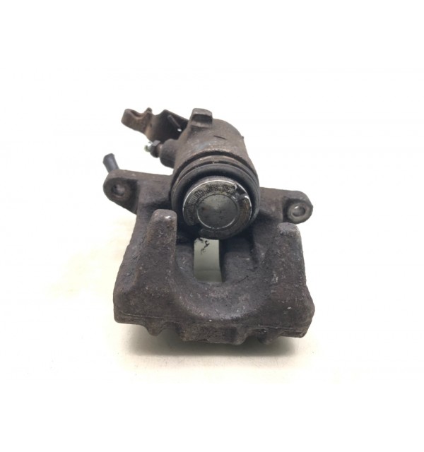 Суппорт задний левый бу для Volkswagen Golf 5 1.6 FSI,  2004 г.