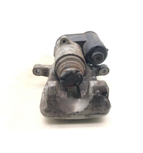 Суппорт задний правый бу для Volkswagen Passat B6 2.0 TDi,  2008 г.