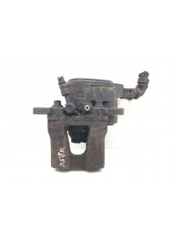 Суппорт задний правый бу для Hyundai i40  1.7 CRDi,  2016 г.