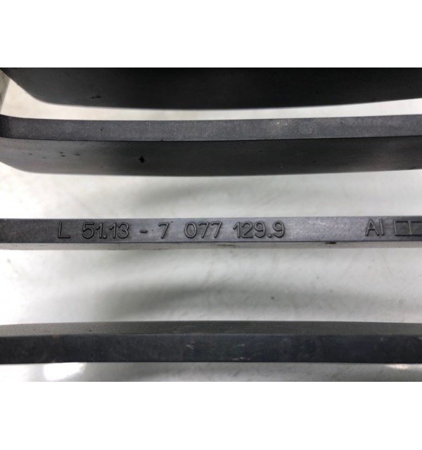 Решетка радиатора бу для BMW 1 E87/E81/E82/E88 1.6 i,  2004 г.