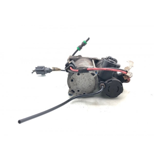 Компрессор пневмоподвески бу для Land Rover Discovery 3 2.7 TD,  2007 г.