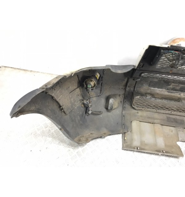 Бампер передний бу для Land Rover Freelander 1 2.0 TD,  2006 г.