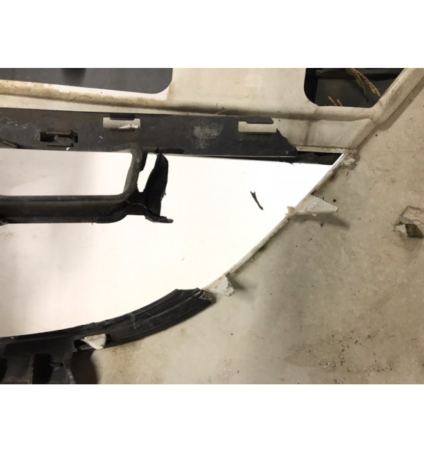 Бампер передний бу для Opel Corsa D 1.3 CDTi,  2011 г.