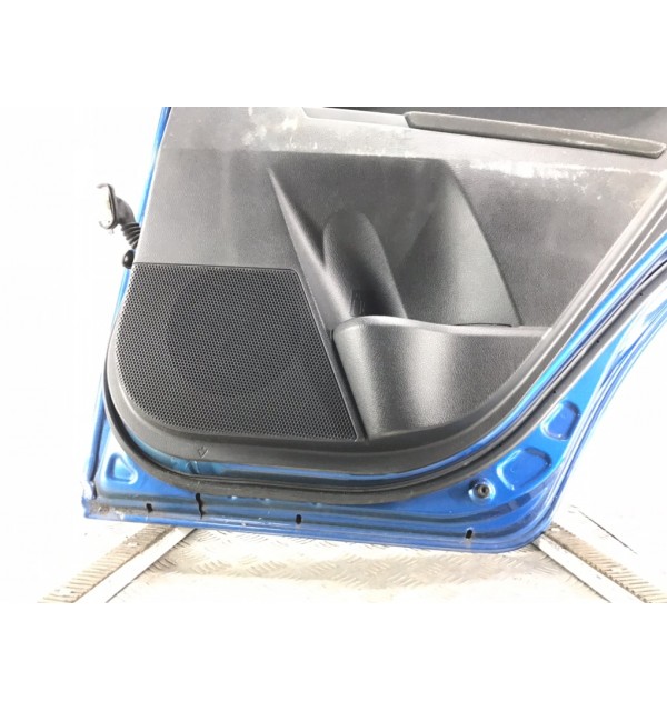 Дверь задняя правая бу для Toyota Auris 2 1.4 TD,  2014 г.